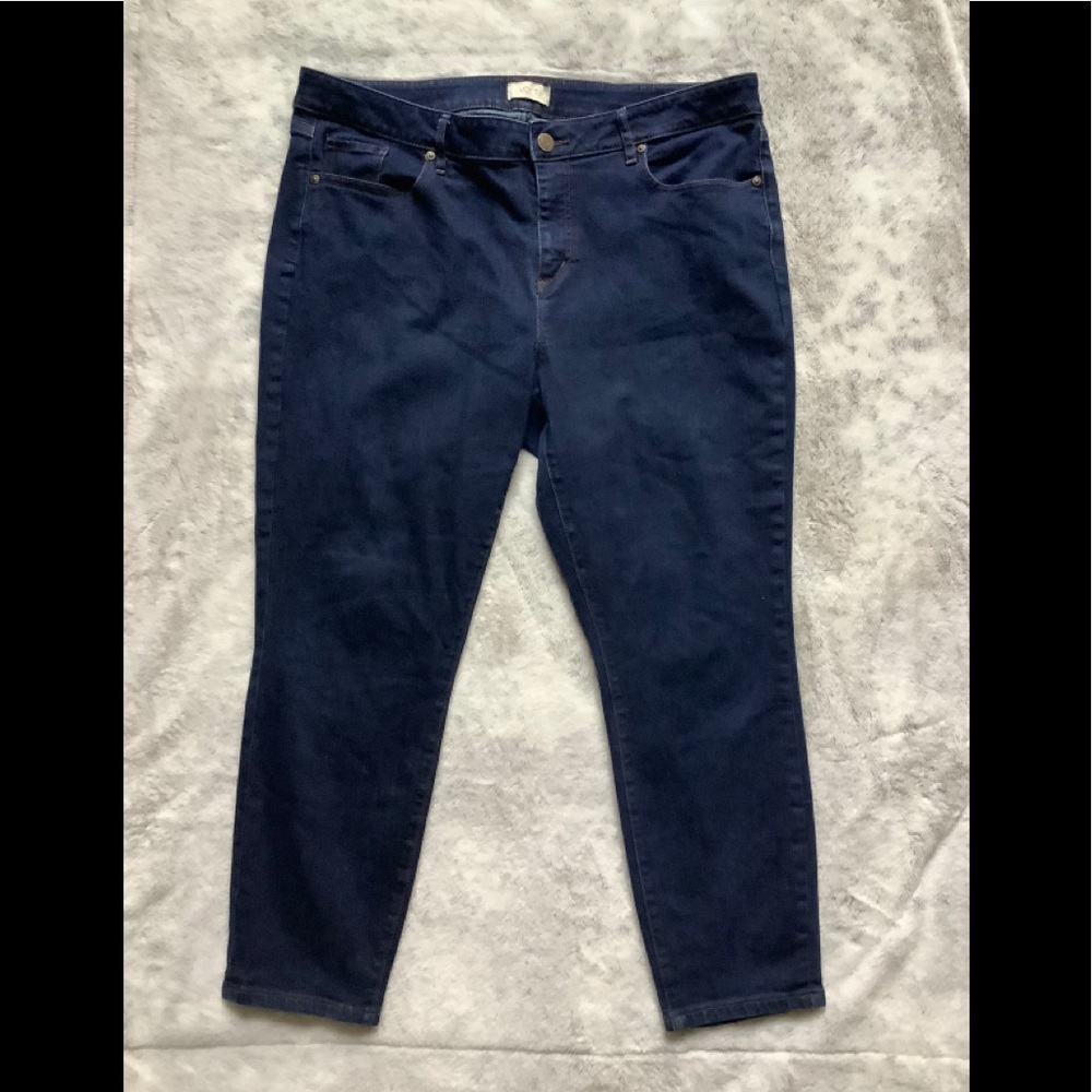 LOFT Curvy skinny jeans